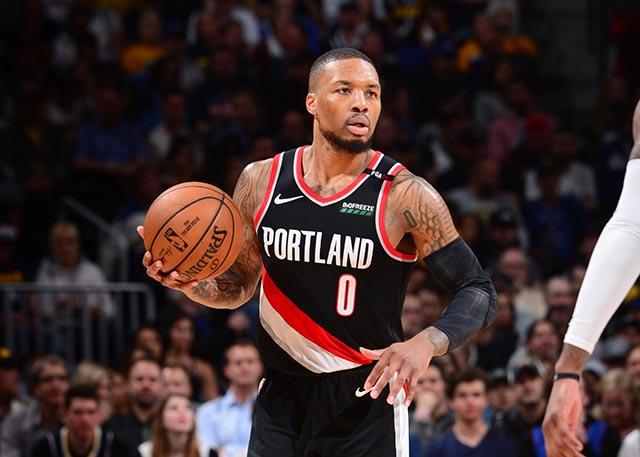  The whole team is lost, but Lillard cannot speak out, calling for support